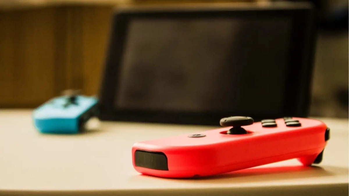 Why the Switch’s Success Forces Nintendo to Give Up Handhelds